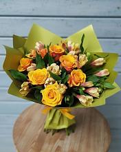 Букет цветов из:  Альстромерии и Розы в Чиверево