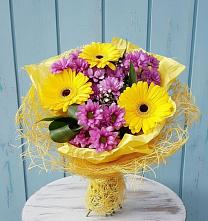 Букет цветов из:  Хризантемы и Герберы в Чиверево