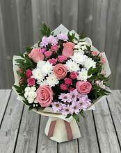 Букет цветов из:  Альстромерии, Гвоздики, Розы и Хризантемы в Чиверево