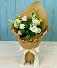 Букет цветов из:  Хризантемы и Лизиантусы в Чиверево