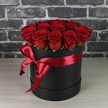 Цветочная композиция из Розы в шляпной коробке в Чиверево