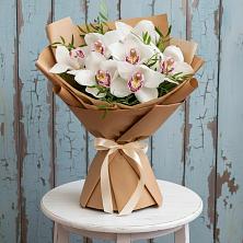 Букет цветов из:  Орхидеи и Розы в Чиверево